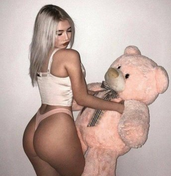 Оксана, 23 года, 3 размер груди